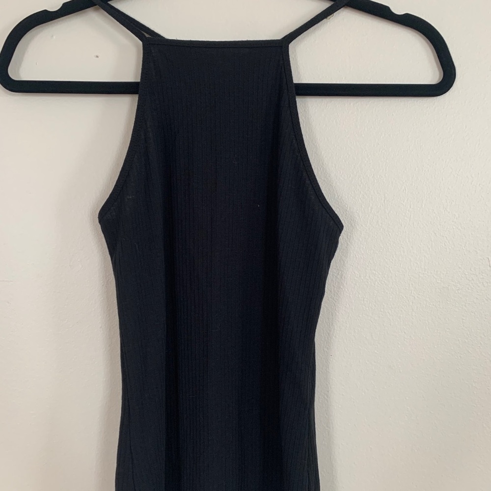 Adorable little tank top!